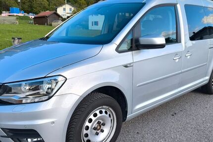 VW Caddy Maxi 149.671 km 16.800 € Pähl 82396
