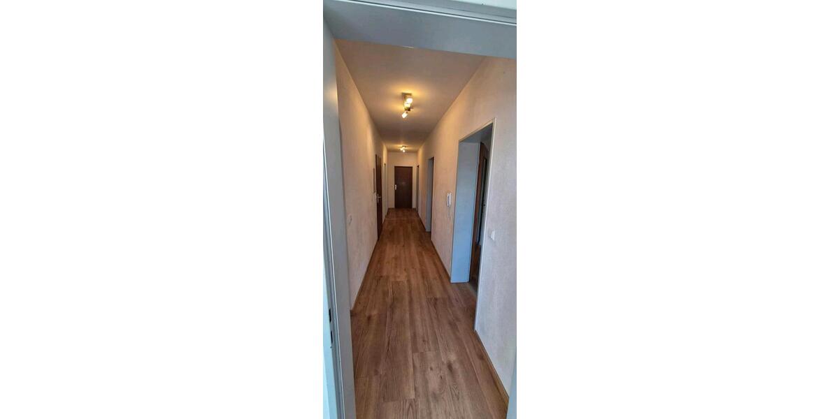 Etagenwohnung Garching an der Alz - 3.5 Zimmer, 150 m&sup2;, 1.300&euro; | Angebot:26448816