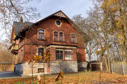Haus Hof Altstadt - 8 Zimmer, 300 m&sup2;, 1.100.000&euro; | Angebot:26427331