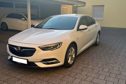 Opel Insignia 66.000 km 19.500 € Wörth am Rhein 76744