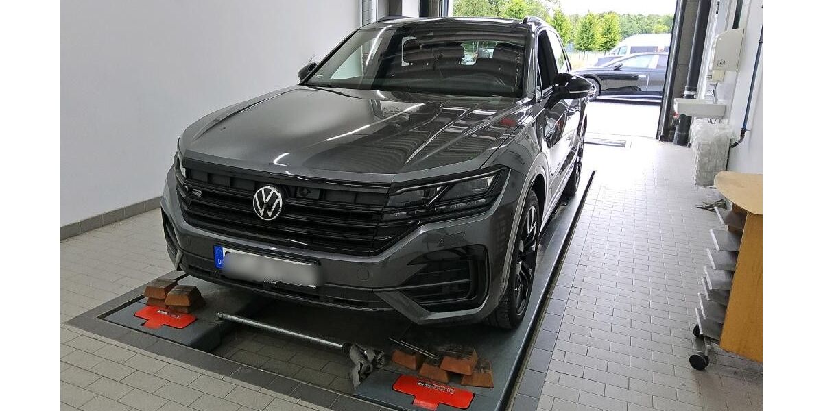 VW Touareg 103.559 km 49.990 &euro; Aurich 26607