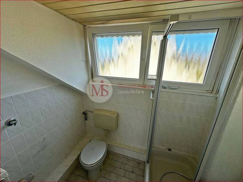 Gemütliches Apartment mit Sonnenbalkon in Neuss-Allerheigen!