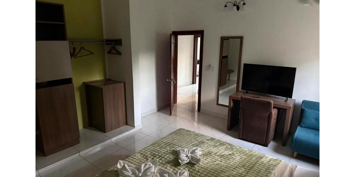 Einfamilienhaus Loitz - 11 Zimmer, 650 m&sup2;, 420.000&euro; | Angebot:26396599