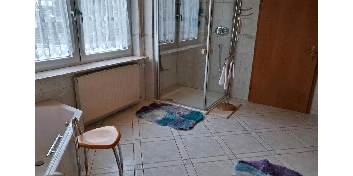 Mehrfamilienhaus, Wohnhaus Oberthal - 10 Zimmer, 245 m&sup2;, 300.000&euro; | Angebot:27117726