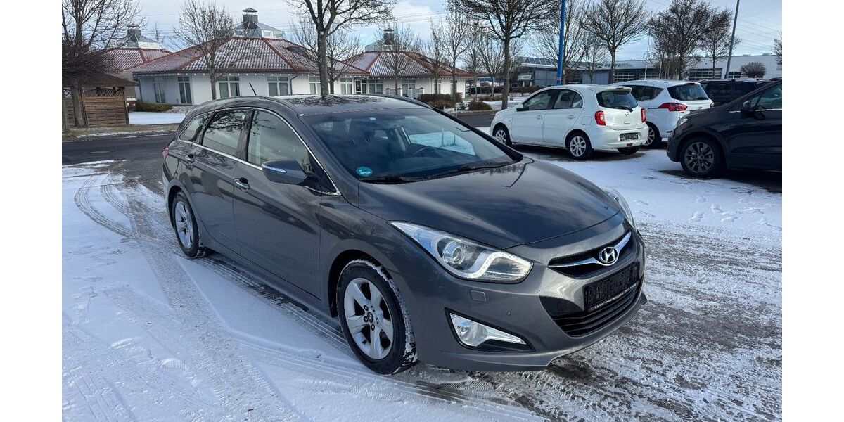 Hyundai i40 200.000 km 5.350 &euro; Gotha 99867