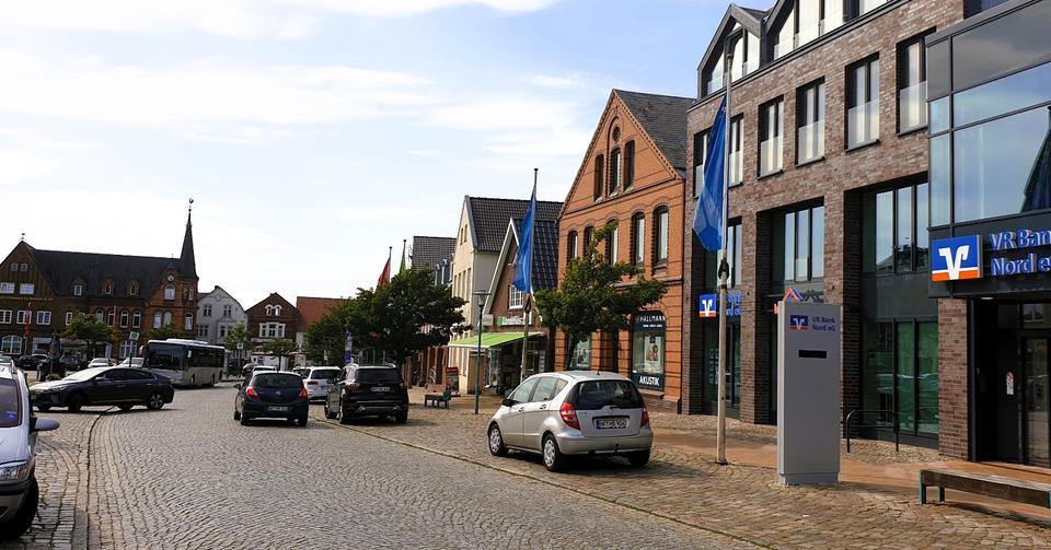 Mehrfamilienhaus, Wohnhaus Bredstedt - 15 Zimmer, 558 m&sup2;, 849.000&euro; | Angebot:27081739