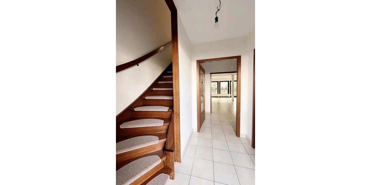 Etagenwohnung Germering - 5 Zimmer, 15 m&sup2;, 750&euro; | Angebot:25951766