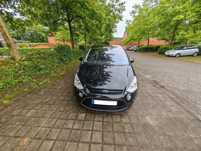 S-Max