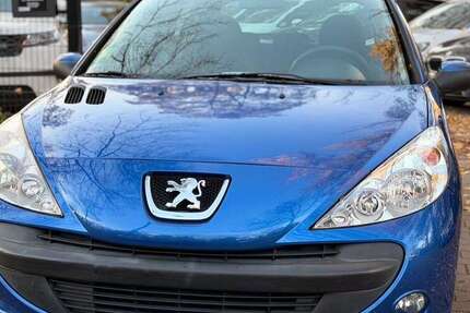 Peugeot 206 113.000 km 2.999 € Berlin 12347