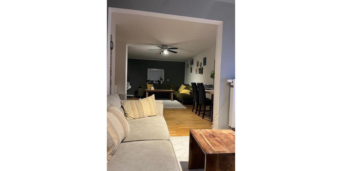 Etagenwohnung Wiesbaden Südost - 5 Zimmer, 130 m&sup2;, 2.200&euro; | Angebot:25017877