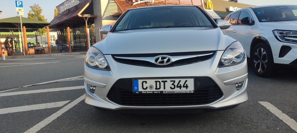 Hyundai i30 117.900 km 5.400 &euro; Chemnitz 09116