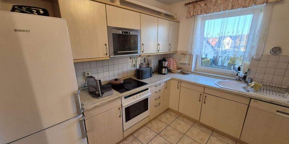 Etagenwohnung Hildburghausen Häselrieth - 3 Zimmer, 87 m&sup2;, 163.000&euro; | Angebot:25821369