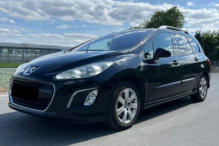 Peugeot 308 92.000 km 4.999 &euro; Düsseldorf 40625