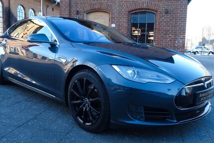 Tesla Model S 181.000 km 22.000 &euro; München 81249