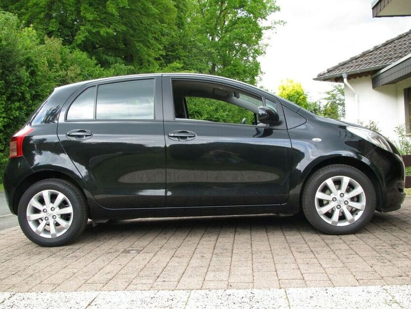 Yaris