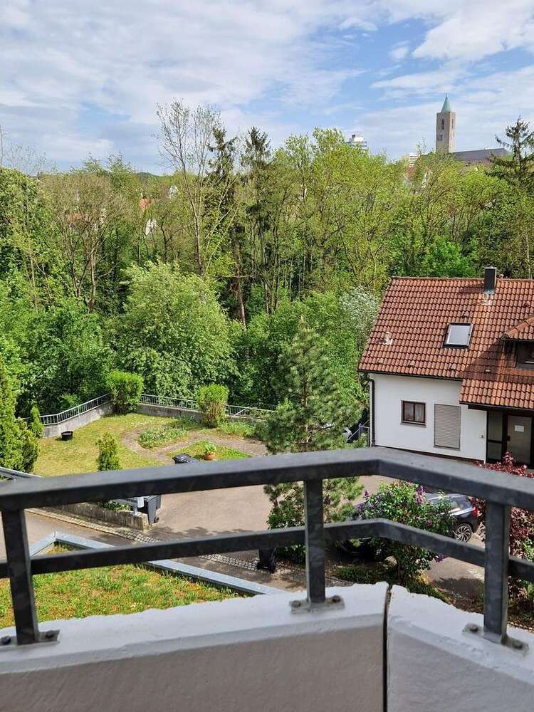 Wohnung zum Kaufen in Leonberg 498.000 € 133 m²