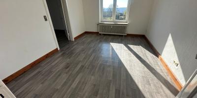 Dachgeschoßwohnung Boffzen - 3 Zimmer, 86 m&sup2;, 420&euro; | Angebot:23438511