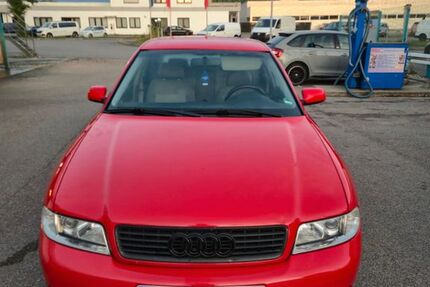 Audi A4 221.000 km 1.700 € Wellheim 91809