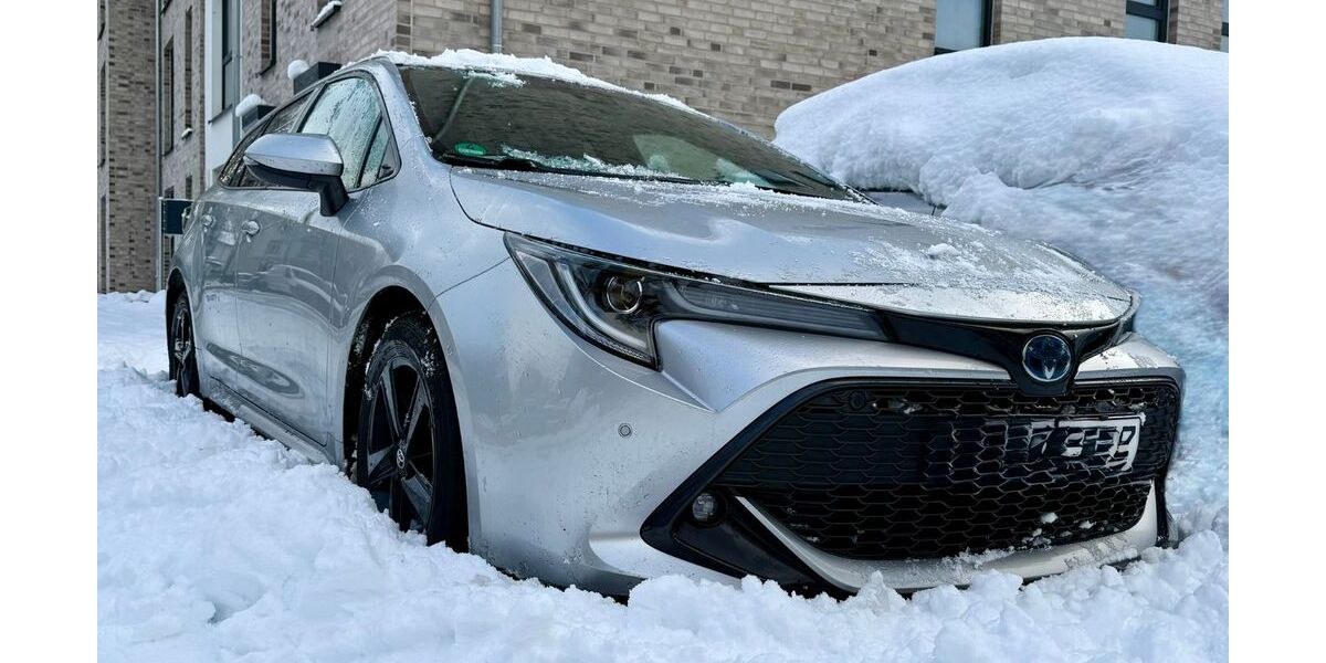 Toyota Corolla 41.950 km 27.499 &euro; Hamburg 22525