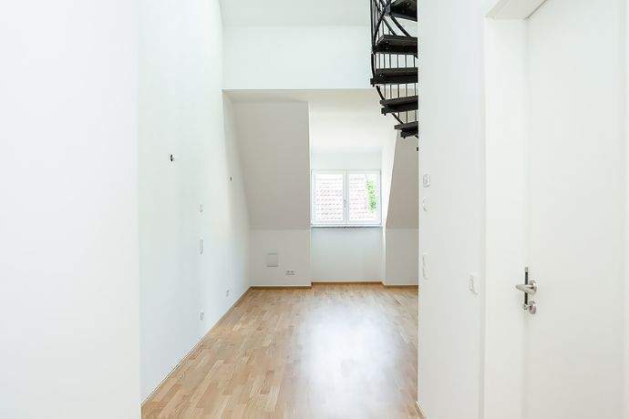 Etagenwohnung Nürnberg Reutles - 2 Zimmer, 63 m&sup2;, 890&euro; | Angebot:26361515