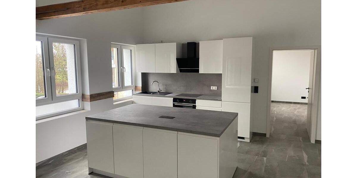 Dachgeschoßwohnung Hanau - 3 Zimmer, 114 m&sup2;, 1.590&euro; | Angebot:24356593