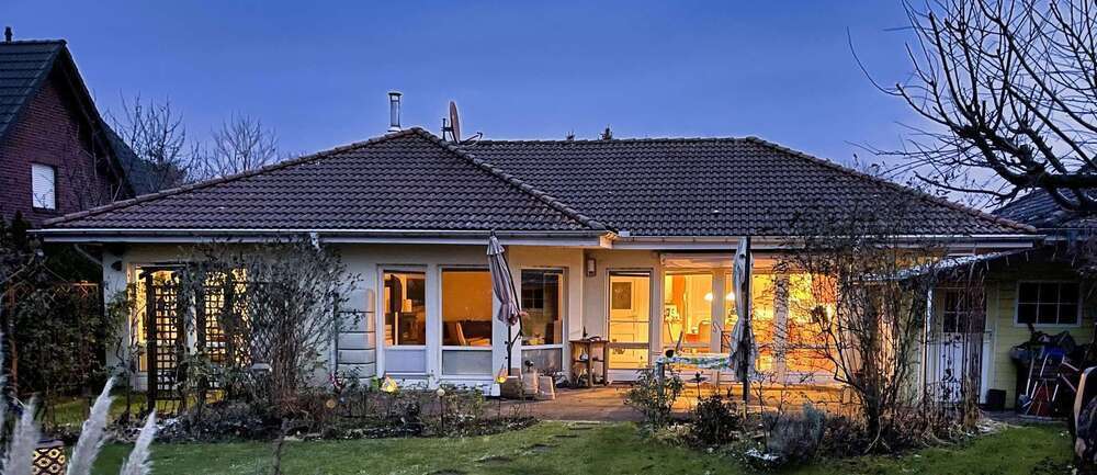 Haus zum Kaufen in Oberkrämer 550.000 € 153 m²
