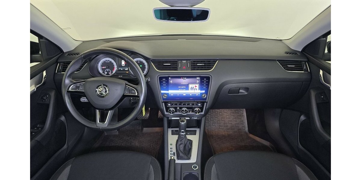 Skoda Octavia Amb. DSG LED ACC AHK Navi Klima Kamera 94.800 km 18.450 &euro; Garrel 49681