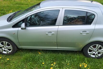 Opel Corsa 118.000 km 2.500 &euro; Untersiemau 96253
