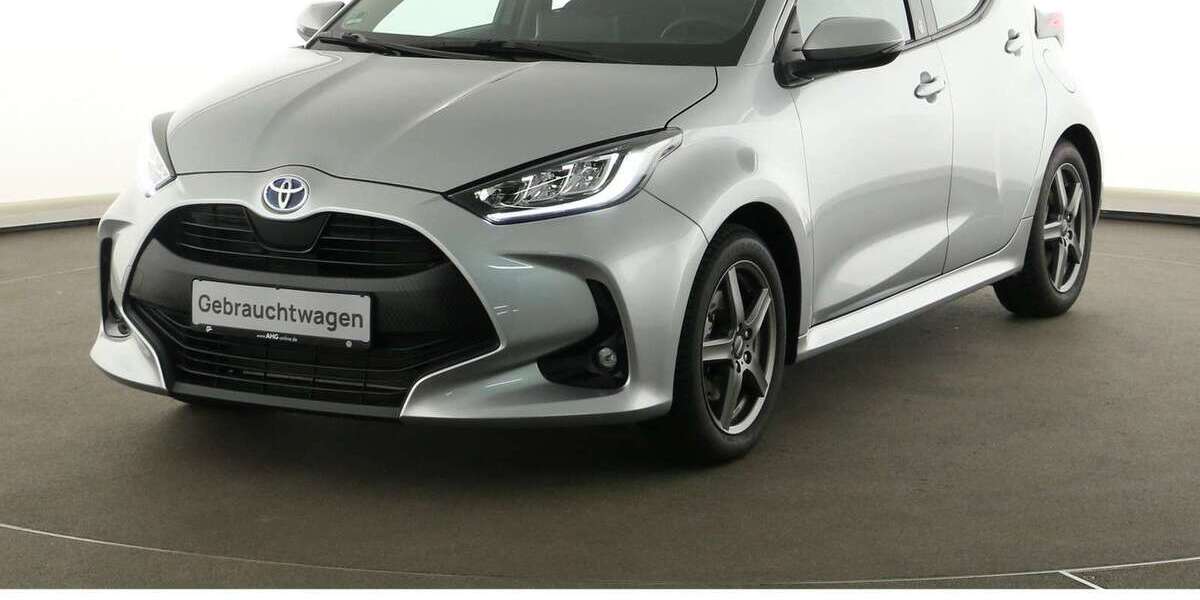 Toyota Yaris 5.961 km 19.890 &euro; Suhl 98527