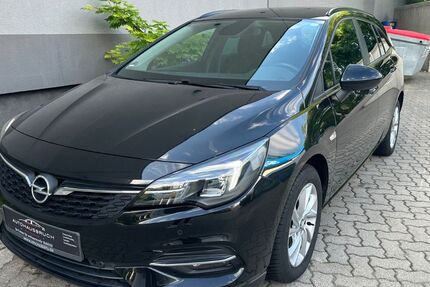 Opel Astra 68.910 km 12.699 &euro; Hamburg 21149