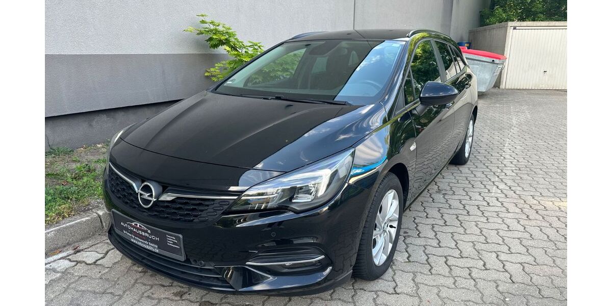 Opel Astra 68.910 km 12.699 &euro; Hamburg 21149