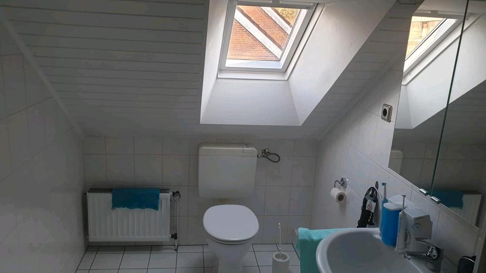 Dachgeschoßwohnung Lüneburg - 2 Zimmer, 75 m&sup2;, 900&euro; | Angebot:25722209