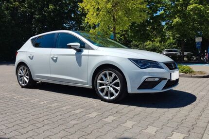 Seat Leon 70.600 km 14.195 &euro; München 80939