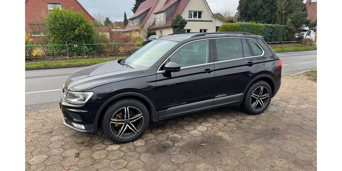 VW Tiguan 182.000 km 12.500 &euro; Stelle 21435