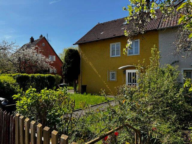 Doppelhaushälfte Feuchtwangen - 5 Zimmer, 135 m&sup2;, 289.700&euro; | Angebot:26053468