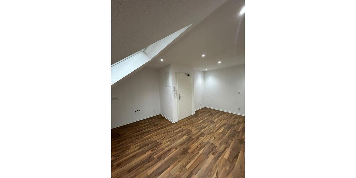 Dachgeschoßwohnung Friedrichsthal - 2 Zimmer, 70 m&sup2;, 600&euro; | Angebot:24610826