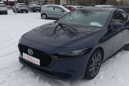 Mazda 3 28.625 km 19.450 &euro; Berlin 13403
