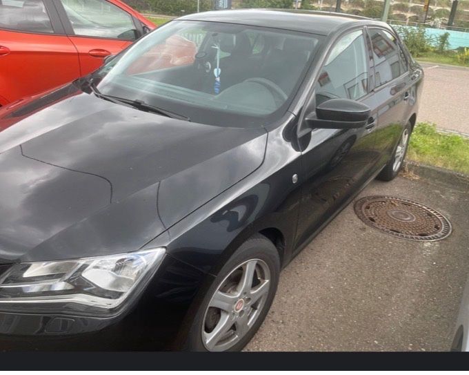 Seat Toledo 173.000 km 4.950 &euro; Dresden 01169