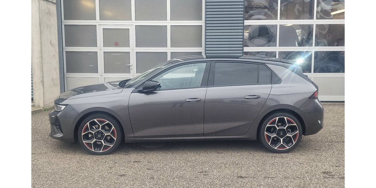 Opel Astra 1.5DGS Line Klimaautomatik Automatik 64.000 km 21.998 &euro; Landau 76829