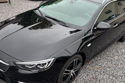 Opel Insignia 114.955 km 14.990 € Paderborn 33104