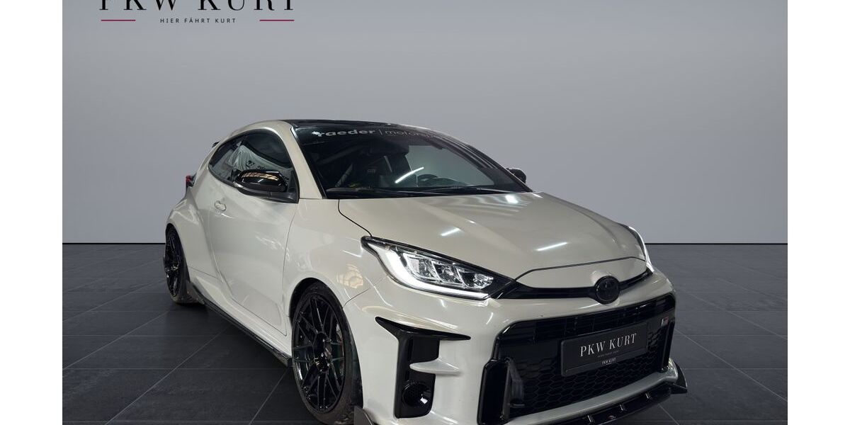 Toyota Yaris 15.994 km 54.990 € Remscheid 42857