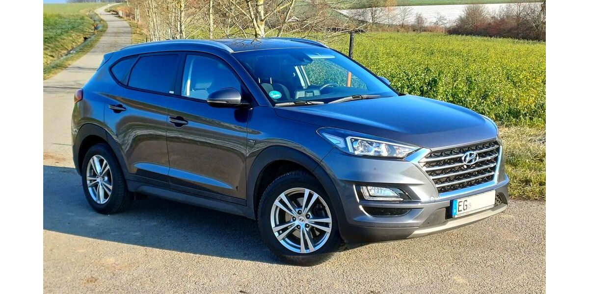 Hyundai TUCSON 55.100 km 18.200 &euro; Tann 84367