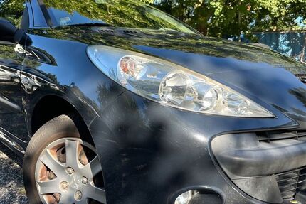 Peugeot 206 150.000 km 1.200 € Hamburg 21079