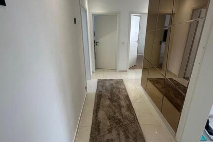 Helle 3 Zimmer Eigentumswohnung zu Verkaufen Zentral zimmer