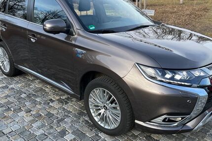 Mitsubishi Outlander 107.000 km 19.200 &euro; Kröning 84178