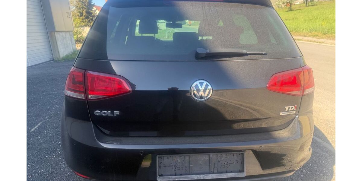 VW Golf 232.400 km 6.100 &euro; Schweinfurt 97422