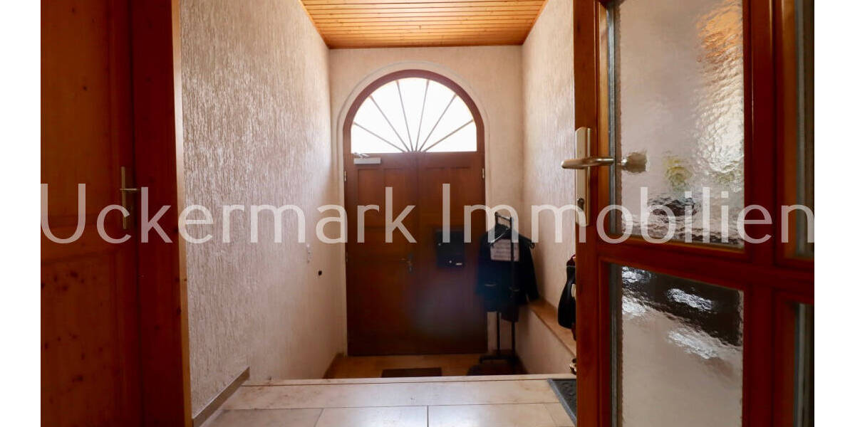 Mehrfamilienhaus, Wohnhaus Lychen - 7 Zimmer, 194 m&sup2;, 298.000&euro; | Angebot:25747638