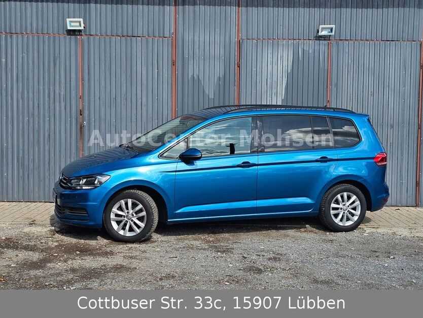 VW Touran 147.927 km 13.980 € Lübben 15907