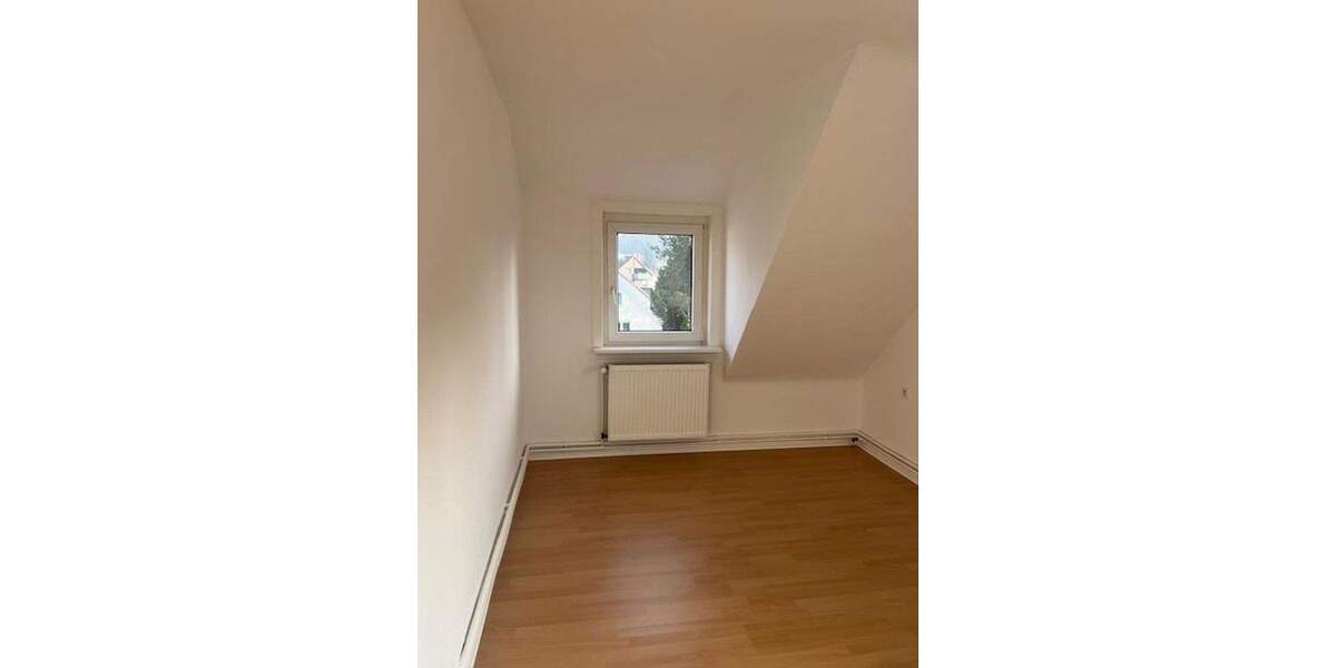 Etagenwohnung Hameln Nordstadt - 3 Zimmer, 81 m&sup2;, 735&euro; | Angebot:25752905