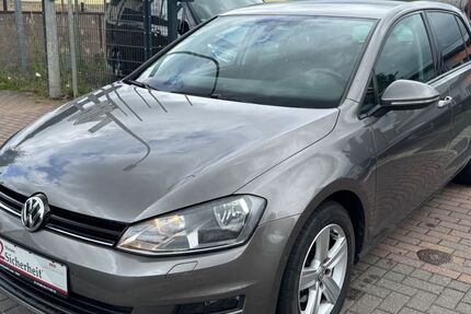 VW Golf 153.000 km 9.390 &euro; Uder 37318